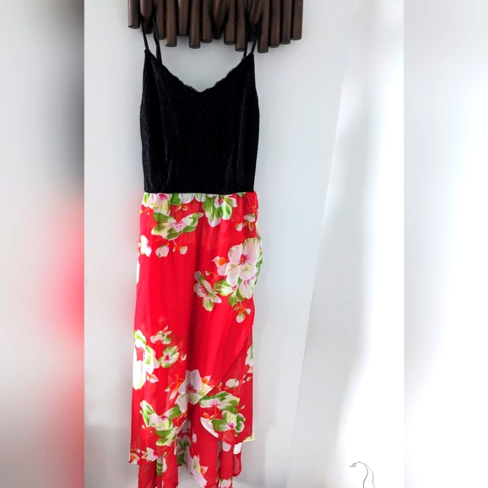 Women's Floral Red and Black Maxi Sundress with straps - Size US M